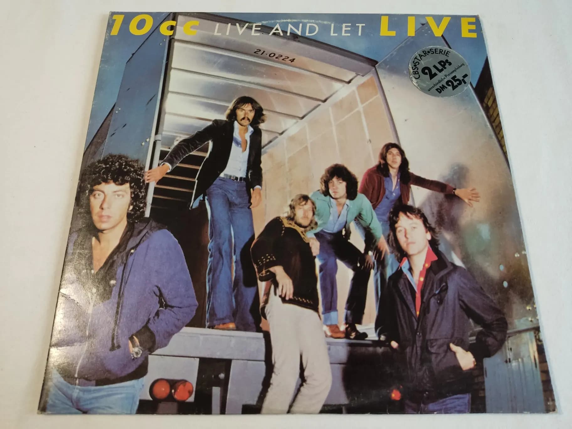 Główne zdjęcie - 10cc - Live And Let Live