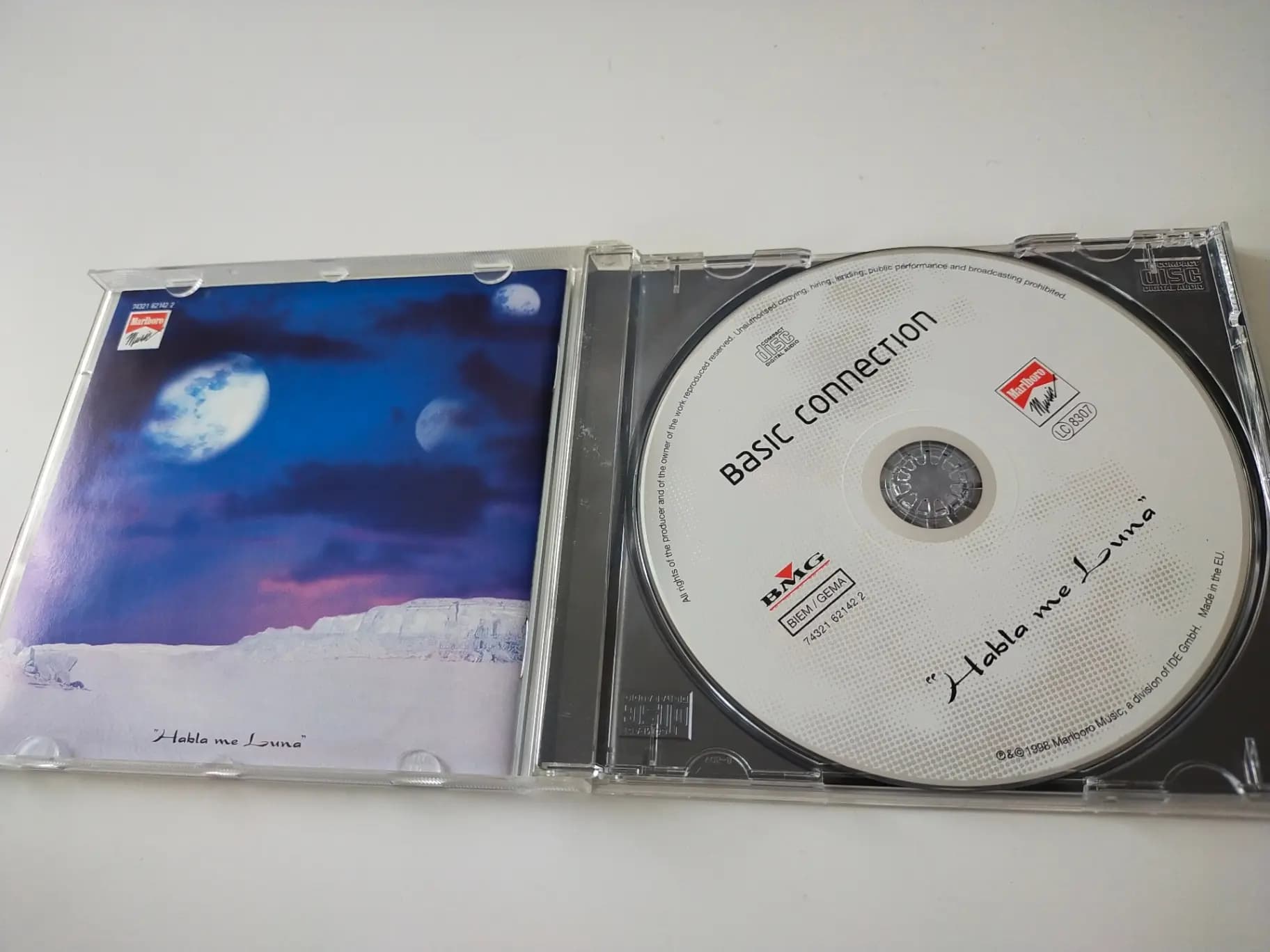 Główne zdjęcie - Basic Connection - Habla Me Luna (The Album)