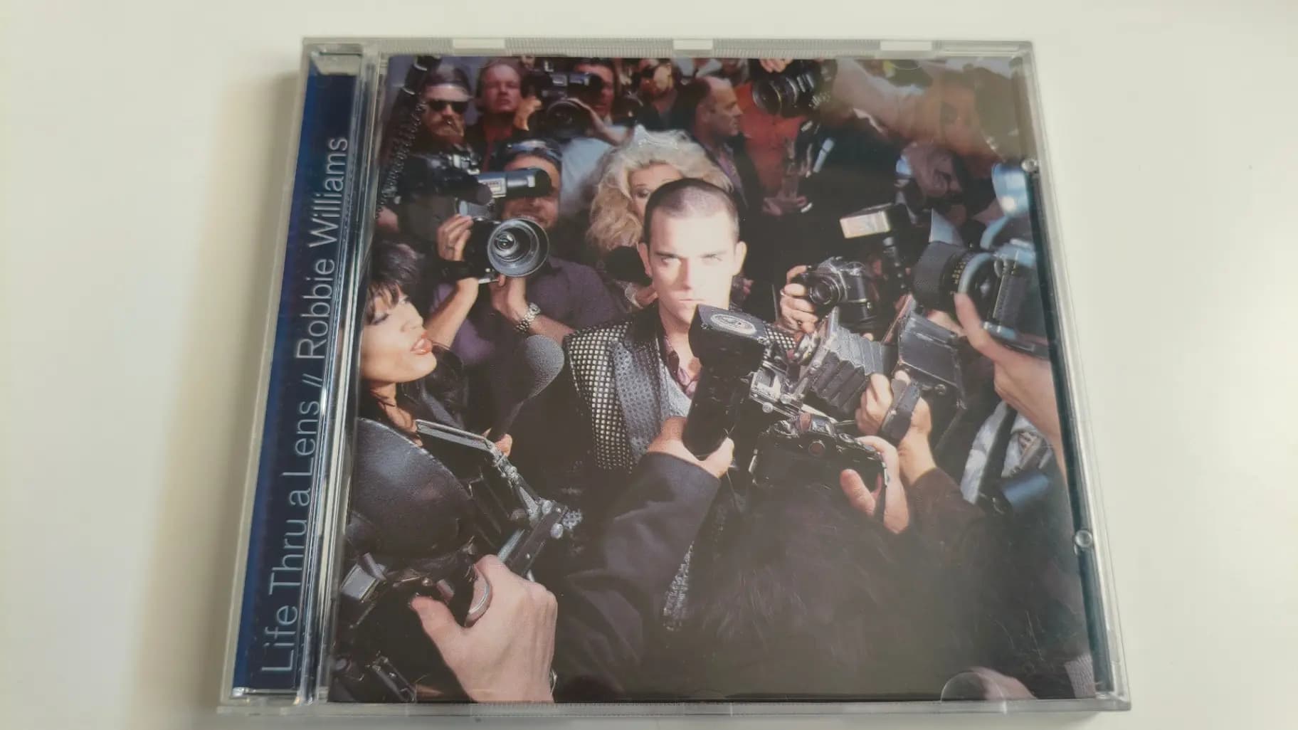 Life Thru A Lens - Robbie Williams