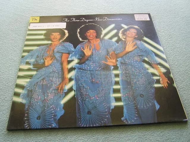 Główne zdjęcie - The Three Degrees - New Dimensions