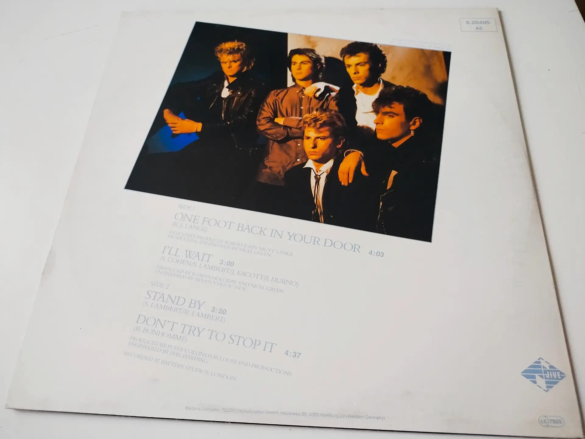 Główne zdjęcie - Roman Holliday - One Foot Back In Your Door