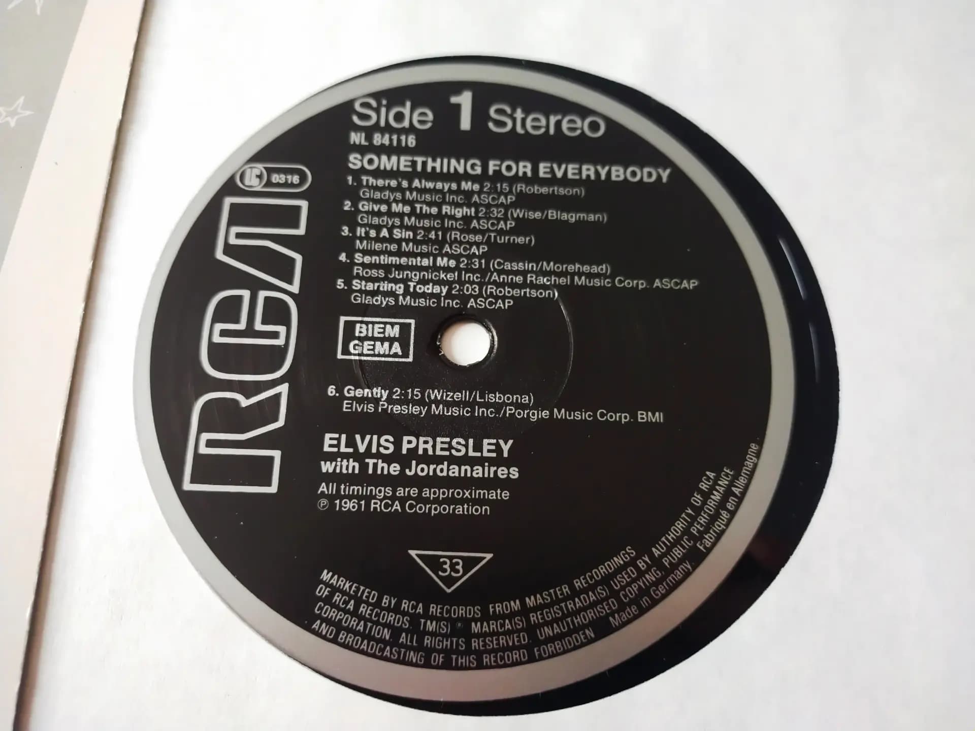 Główne zdjęcie - Elvis Presley - Something For Everybody