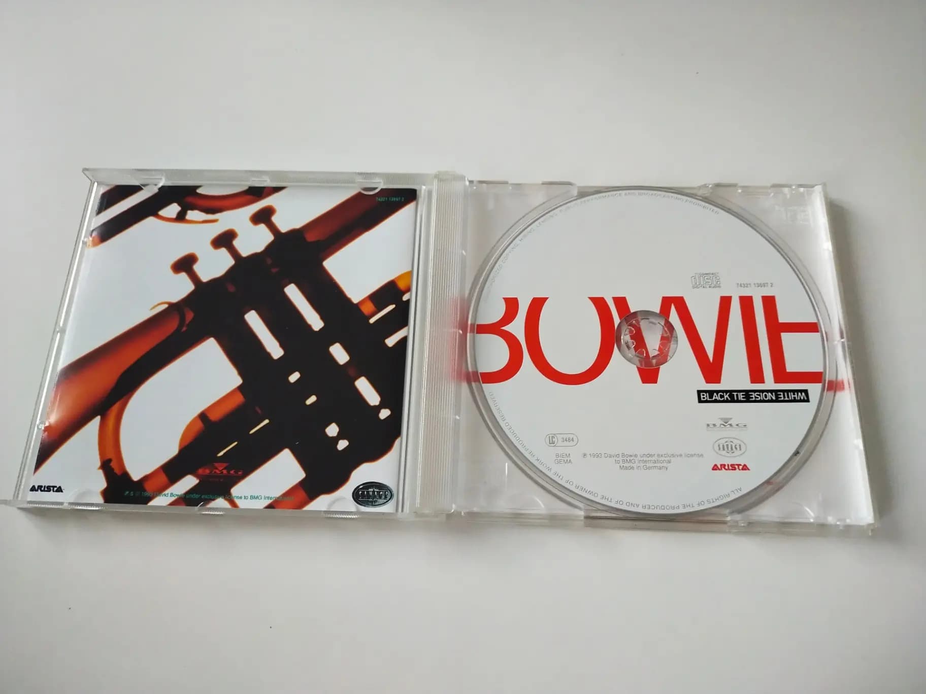Główne zdjęcie - David Bowie - Black Tie White Noise