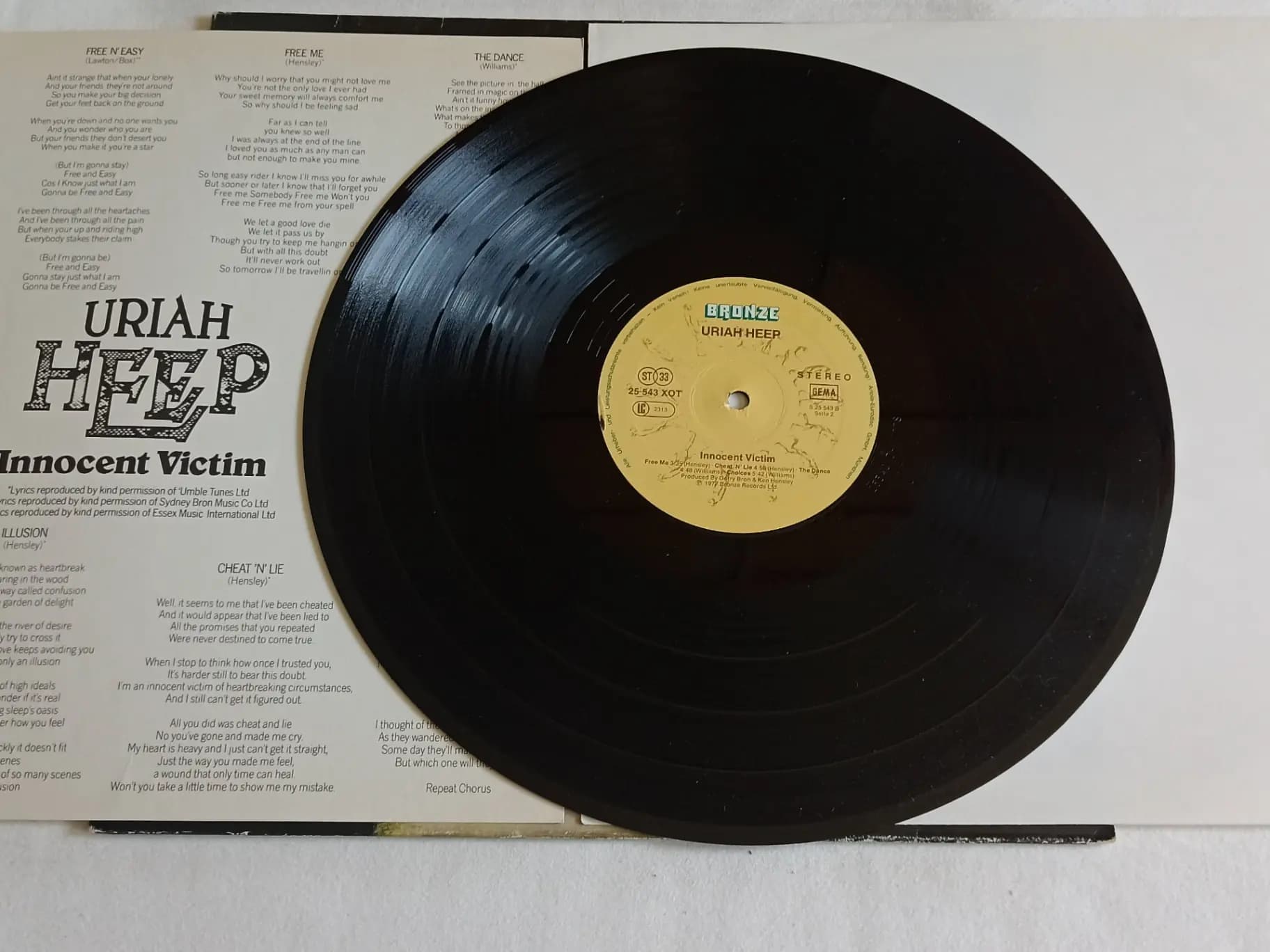 Główne zdjęcie - Uriah Heep - Innocent Victim