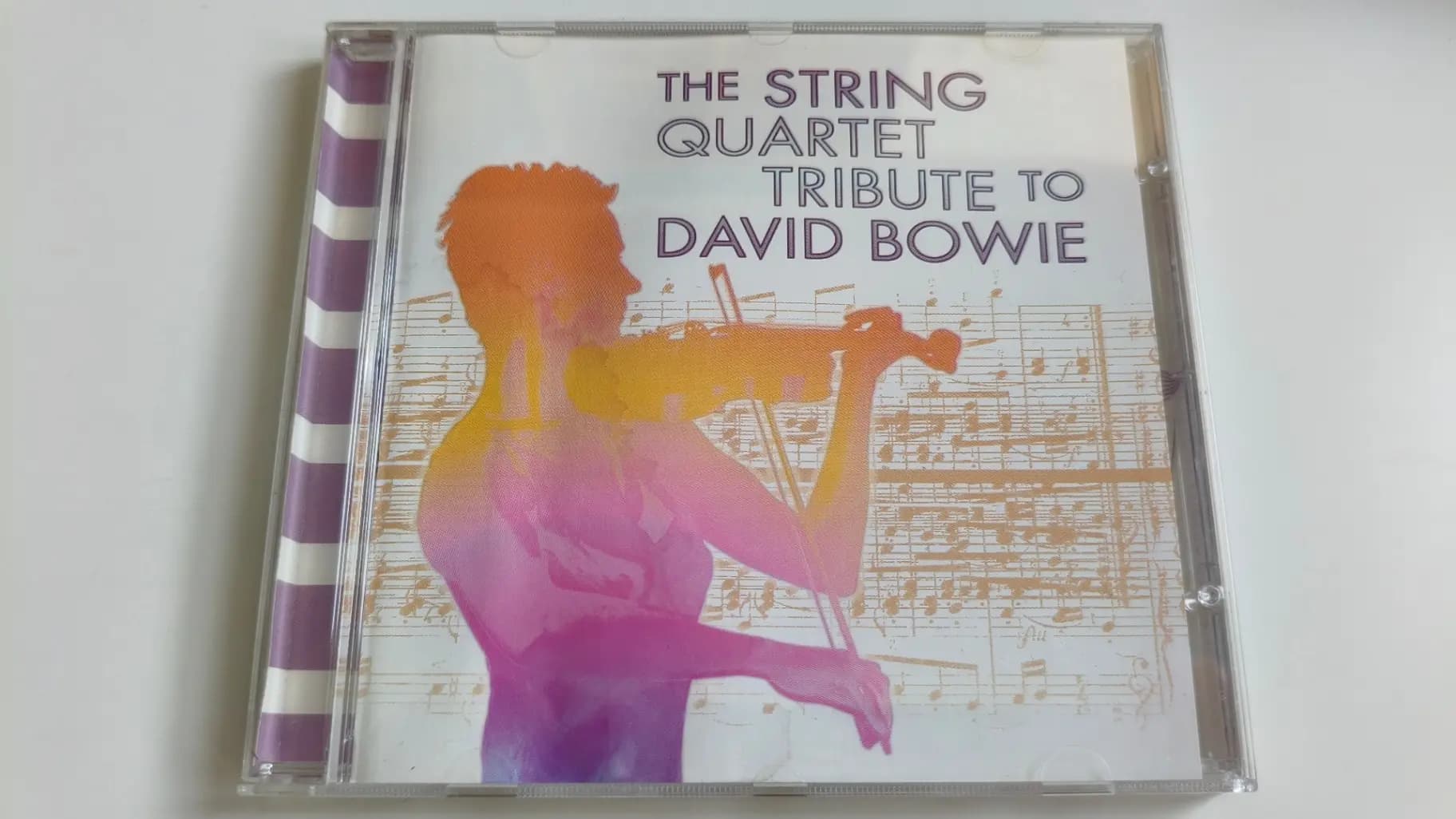 Okładka płyty The Vitamin String Quartet - The String Quartet Tribute To David Bowie