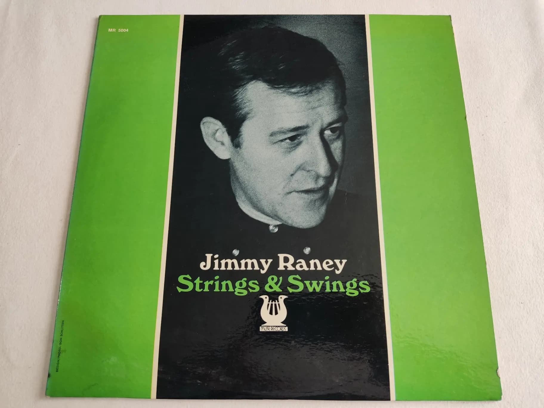 Główne zdjęcie - Jimmy Raney - Strings & Swings
