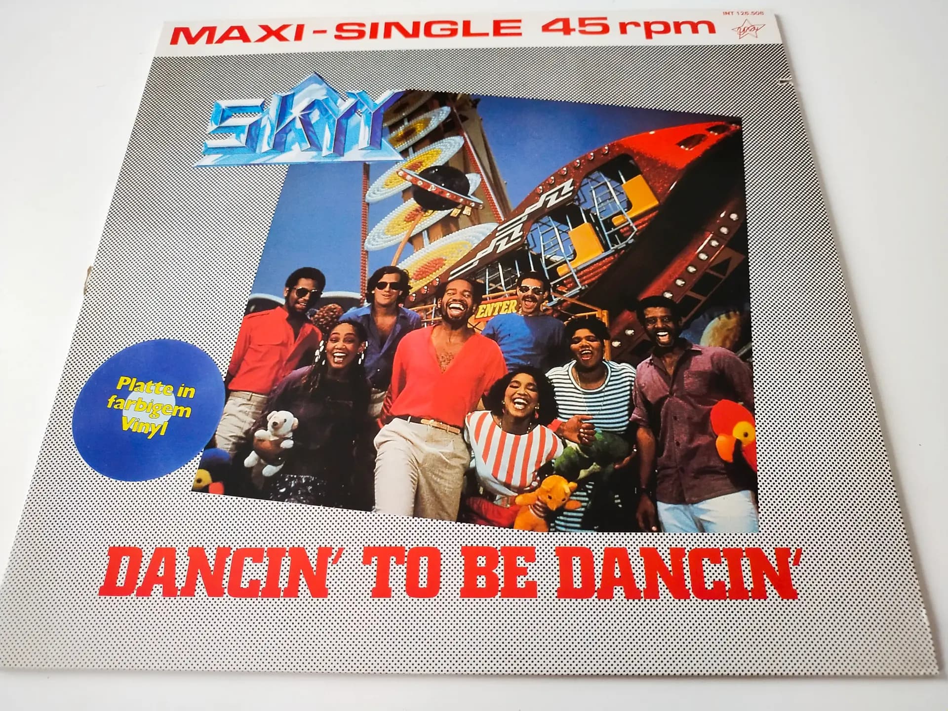 Główne zdjęcie - Skyy - Dancin' To Be Dancin'