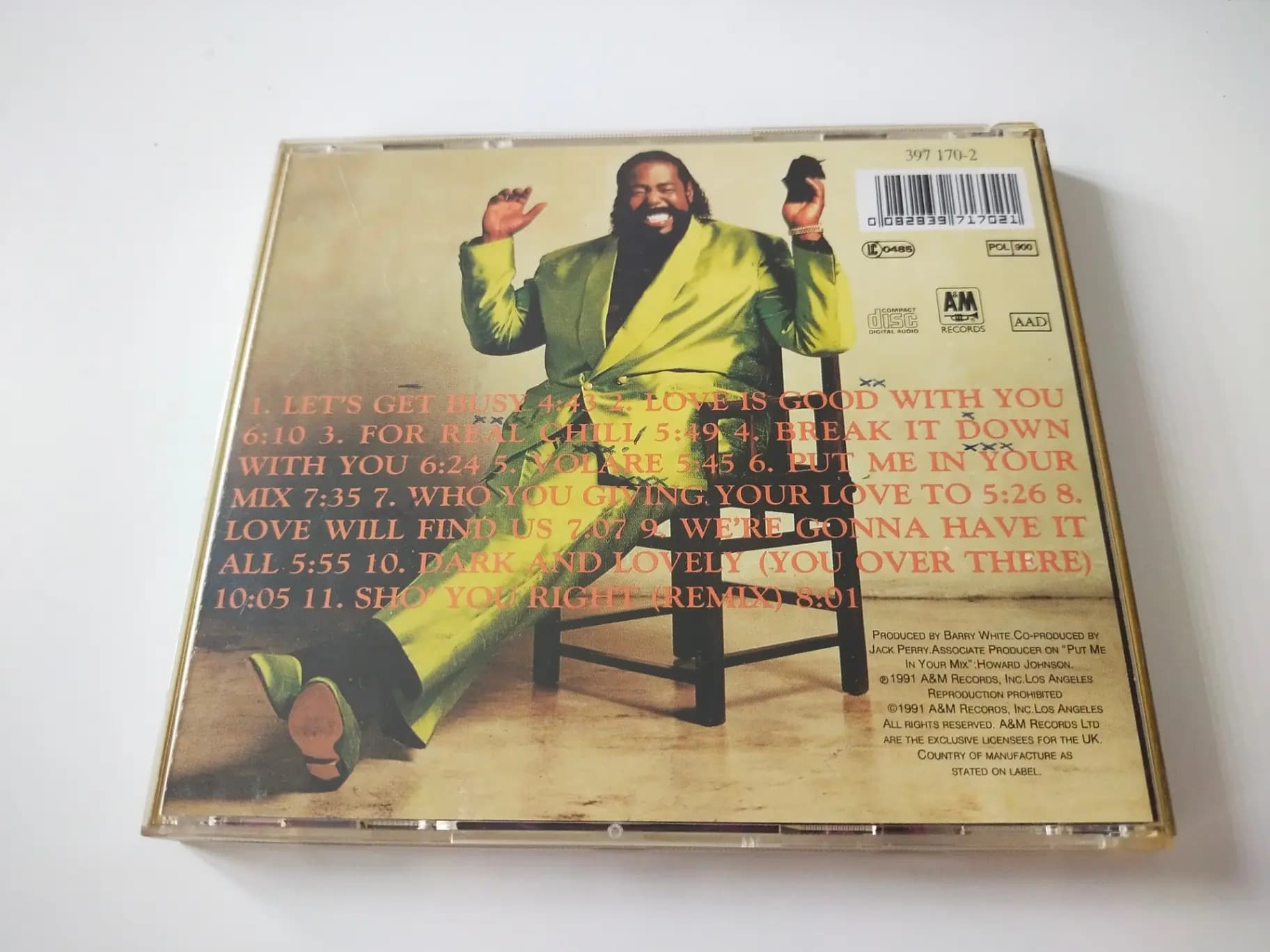 Główne zdjęcie - Barry White - Put Me In Your Mix