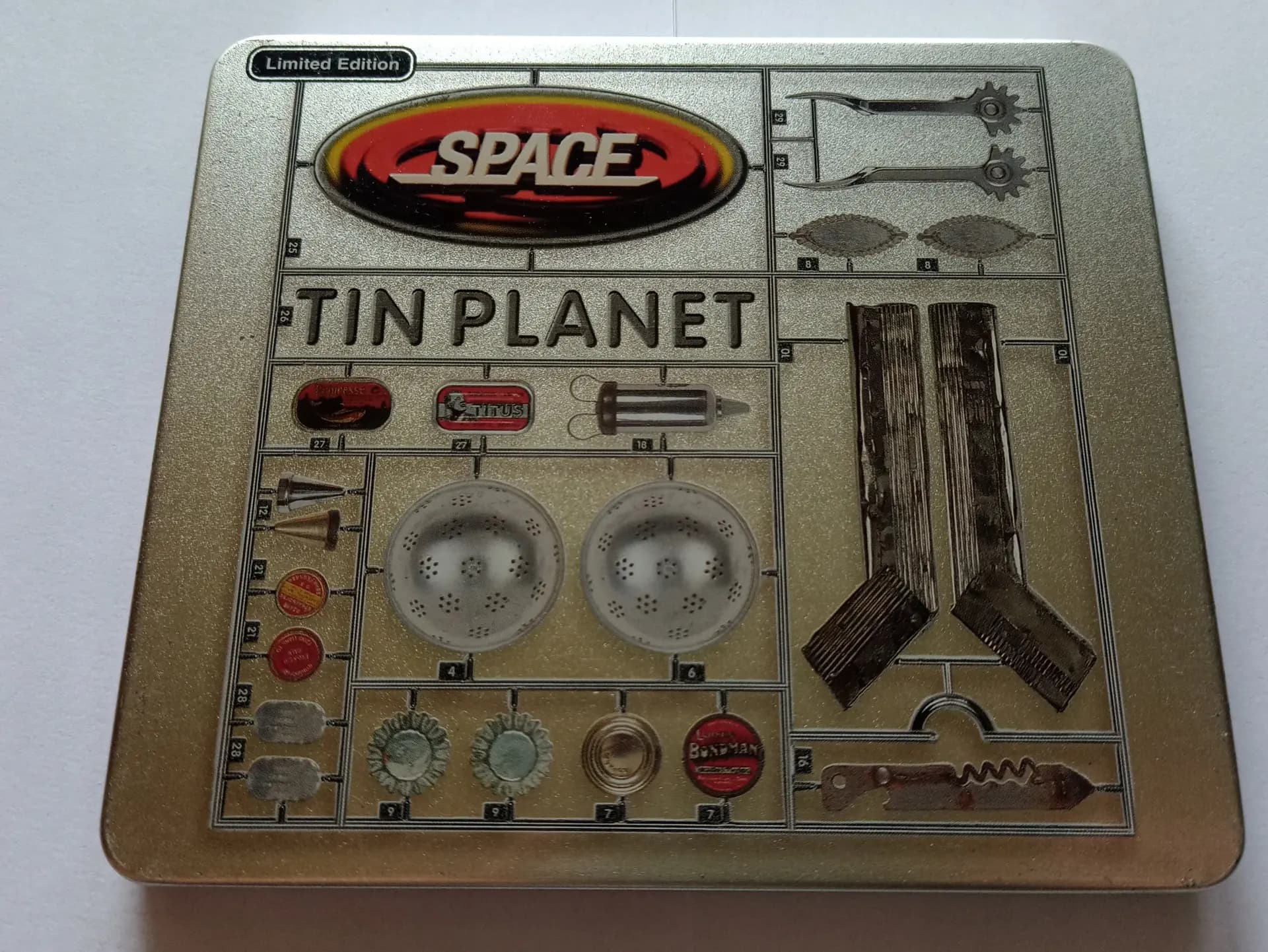 Główne zdjęcie - SPACE - Tin Planet