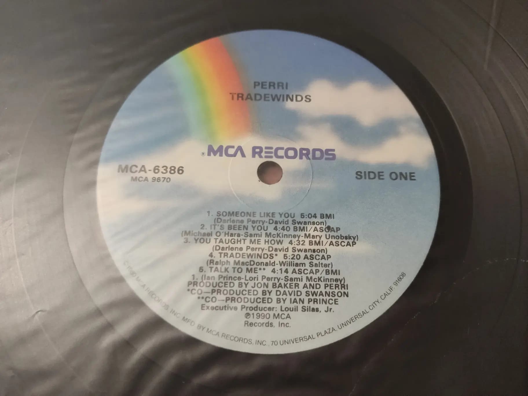 Główne zdjęcie - Perri - Tradewinds