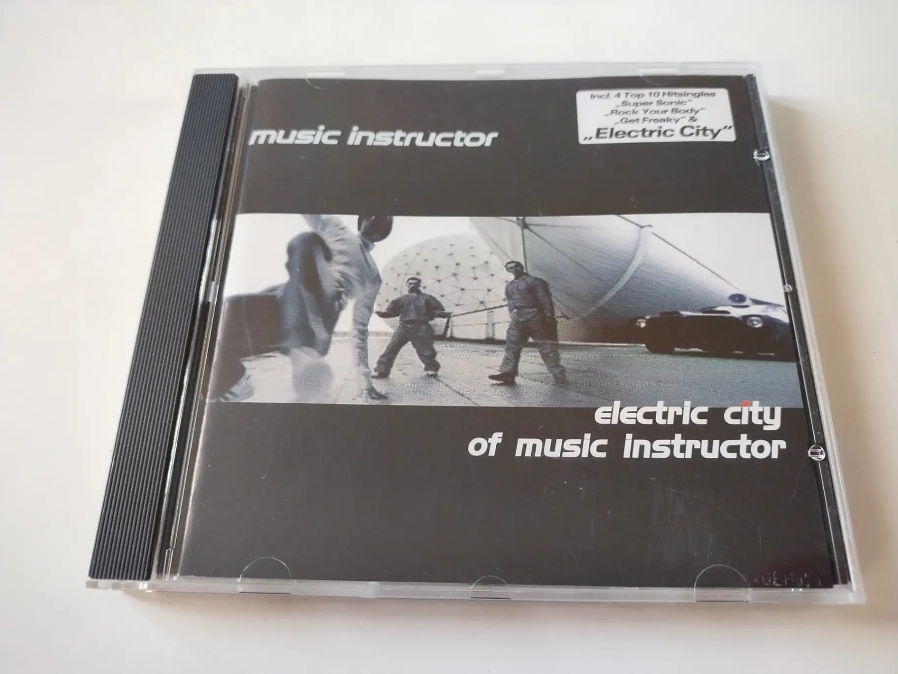 Główne zdjęcie - Music Instructor - Electro City