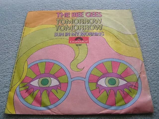 Główne zdjęcie - The Bee Gees - Tomorrow Tomorrow / Sun In My