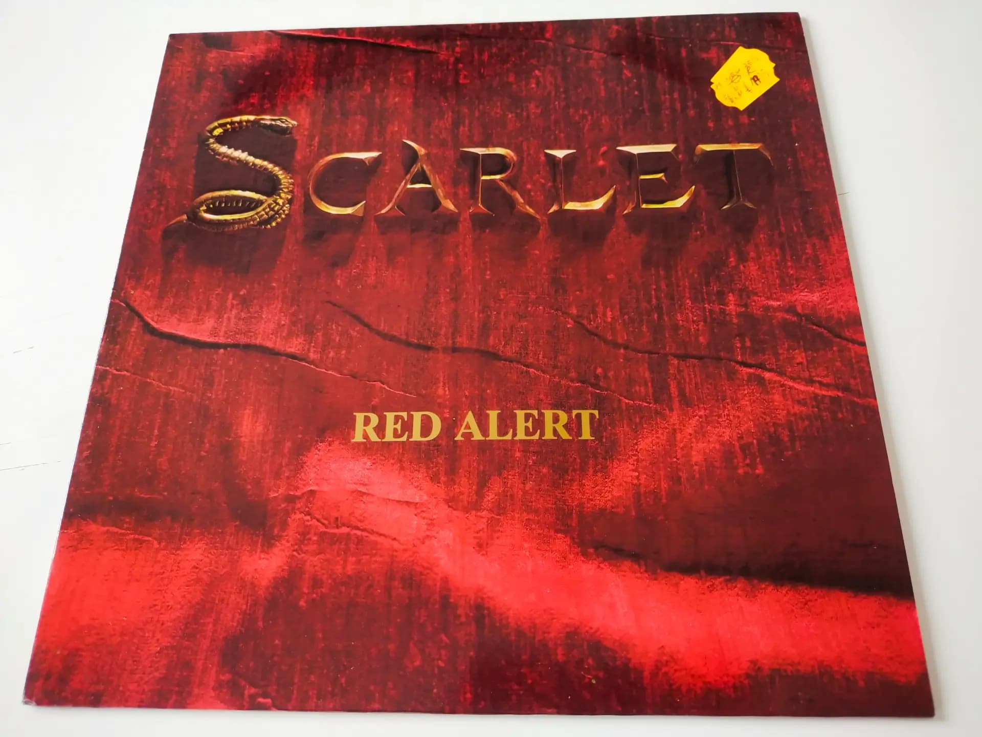 Główne zdjęcie - Scarlet - Red Alert
