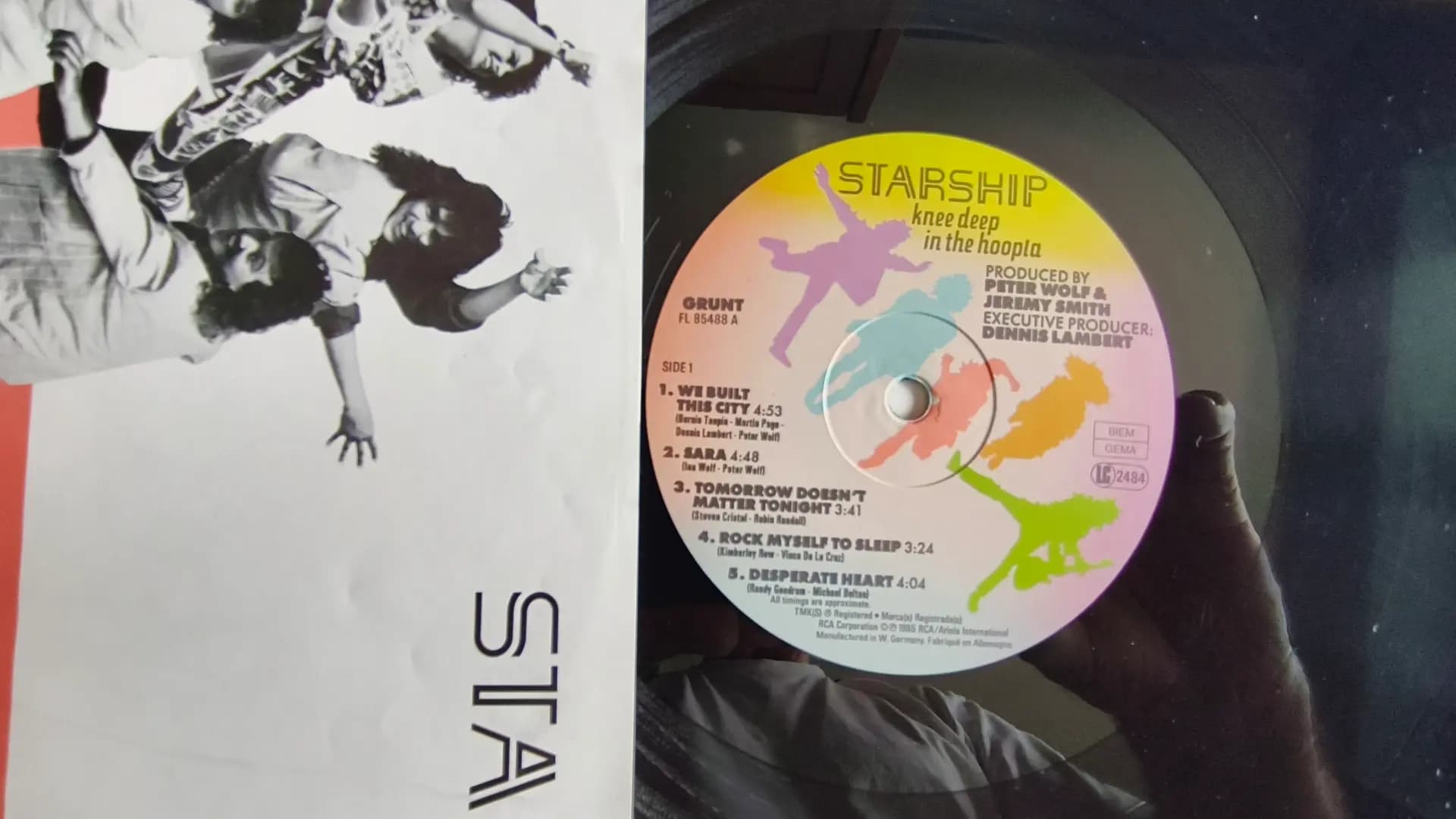 Główne zdjęcie - Starship (2) - Knee Deep In The Hoopla