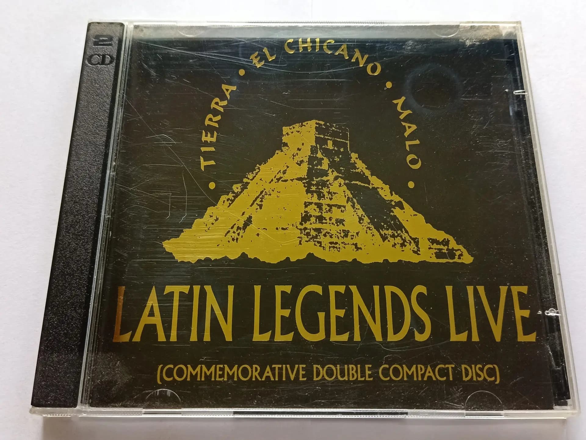 Główne zdjęcie - Various - Latin Legends Live