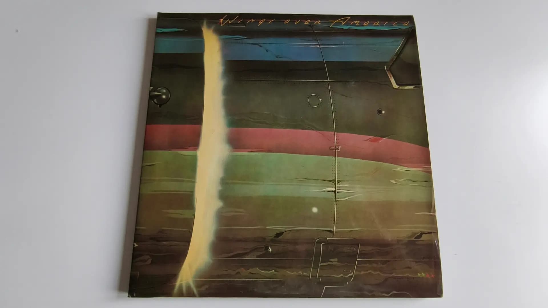 Okładka płyty Wings (2) - Wings Over America