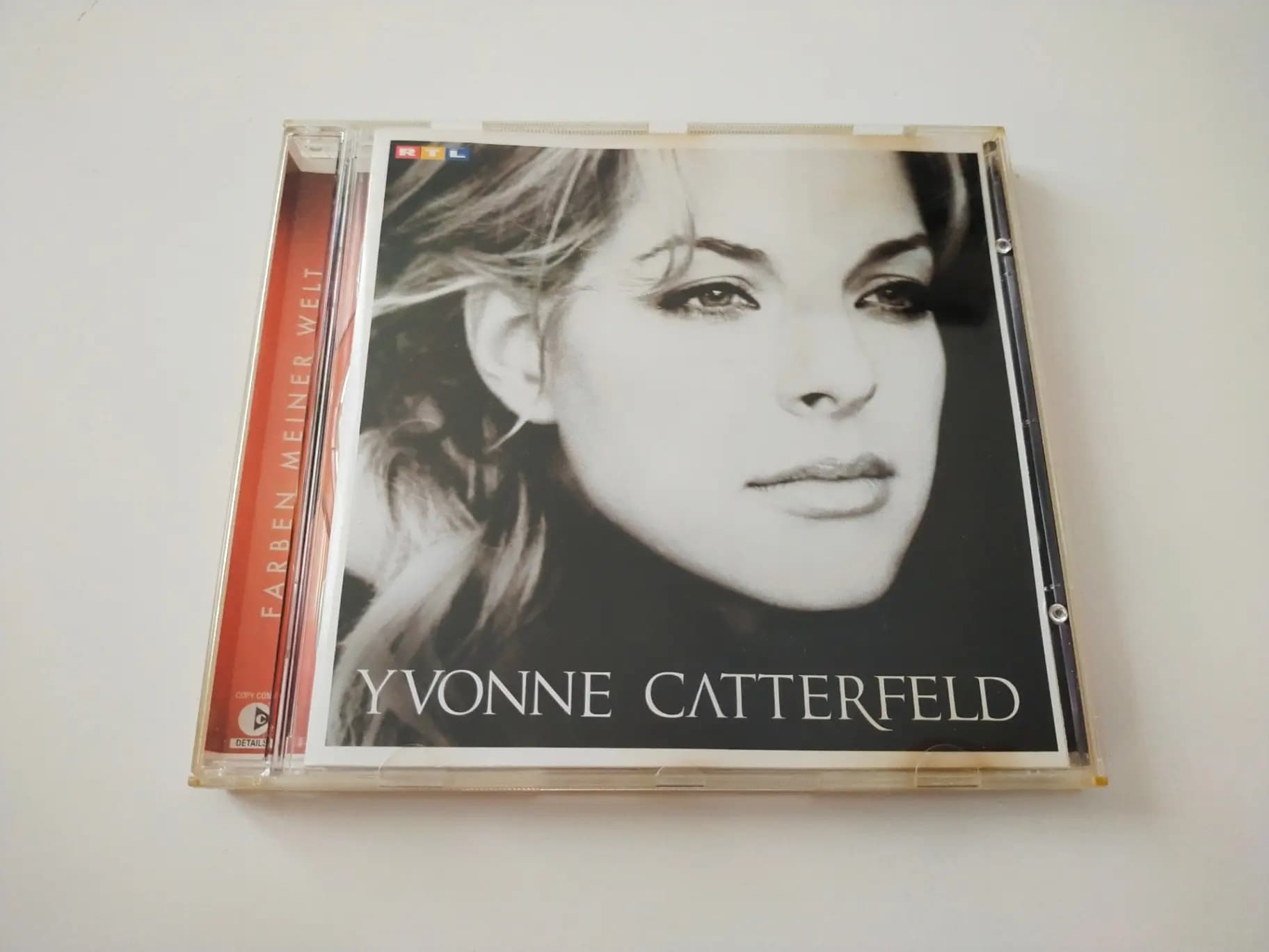 Główne zdjęcie - Yvonne Catterfeld - Farben Meiner Welt