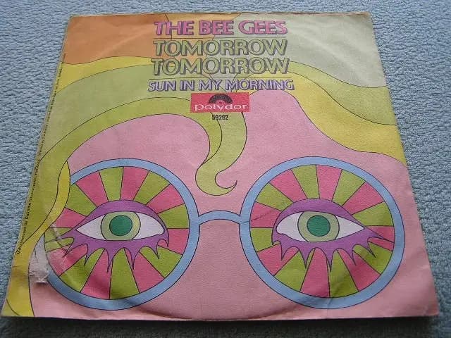 Główne zdjęcie - The Bee Gees - Tomorrow Tomorrow / Sun In My