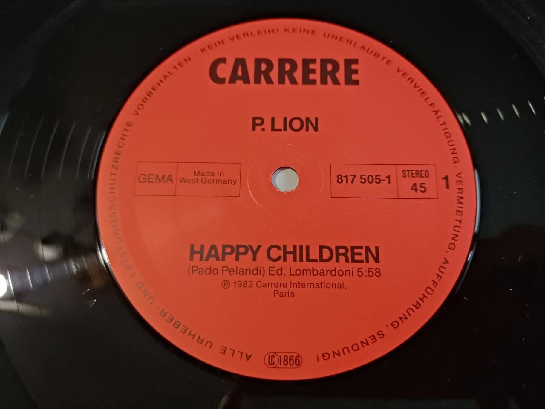 Główne zdjęcie - P. Lion - Happy Children