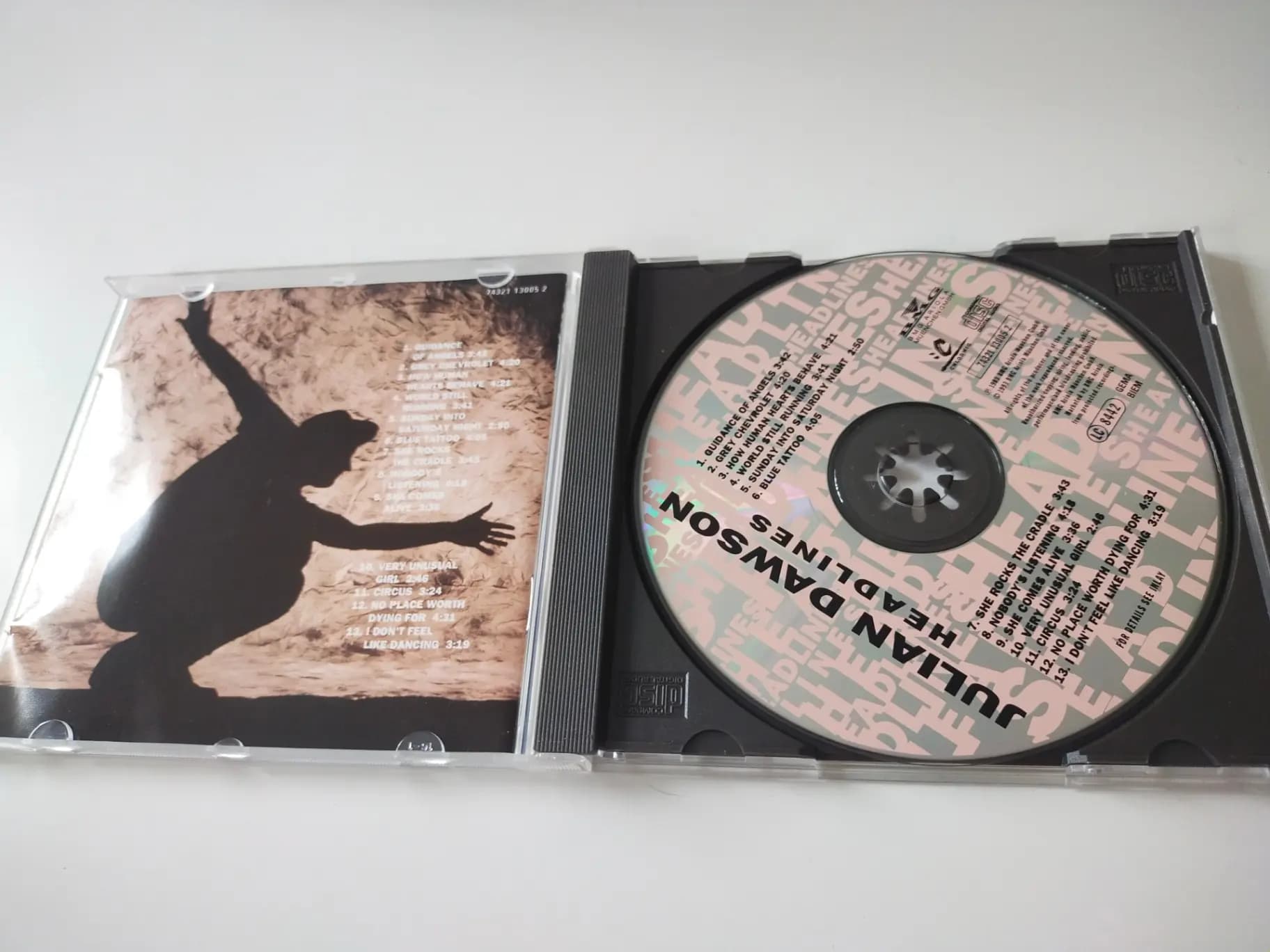 Główne zdjęcie - Julian Dawson - Headlines