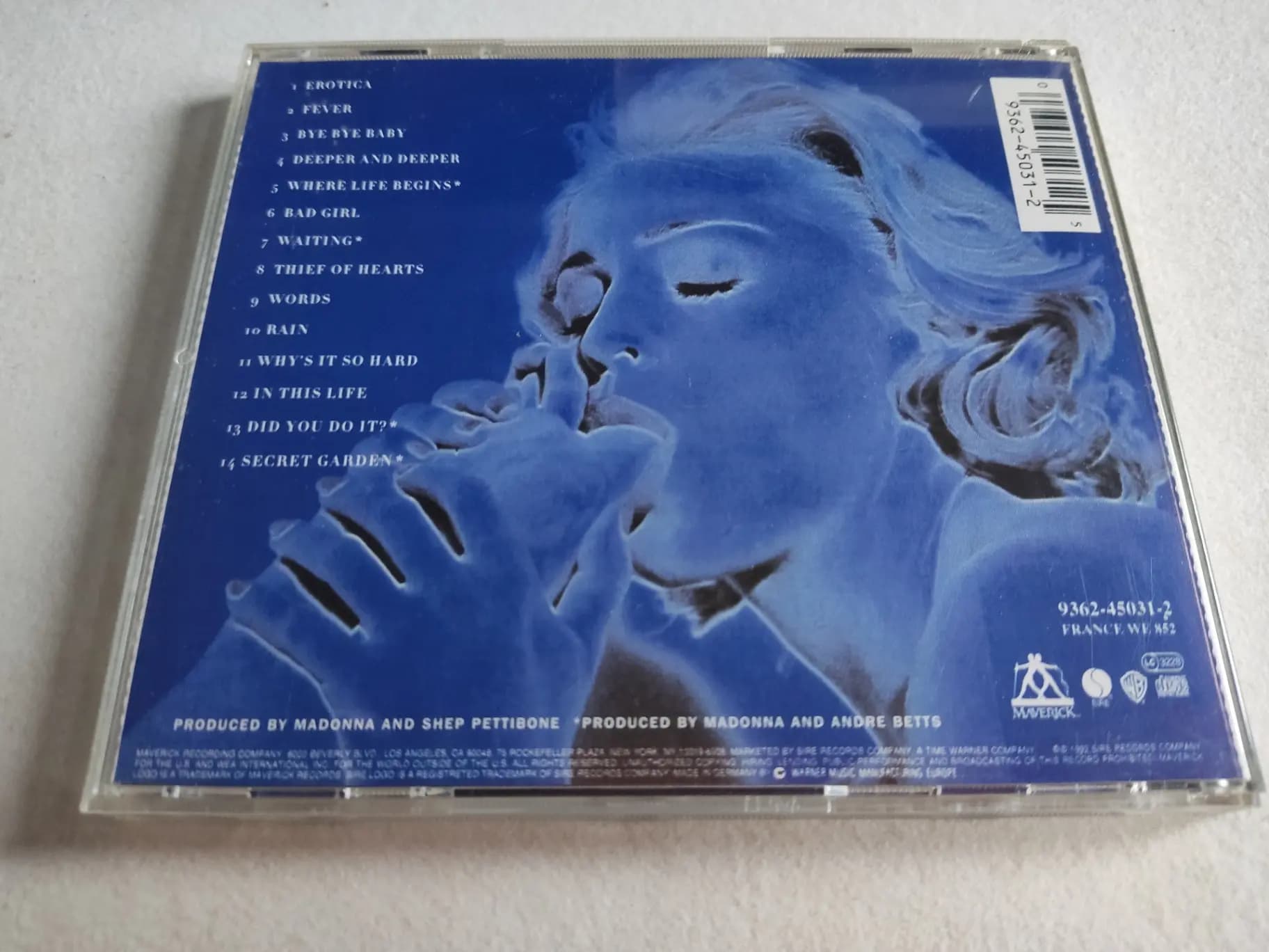 Główne zdjęcie - Madonna - Erotica