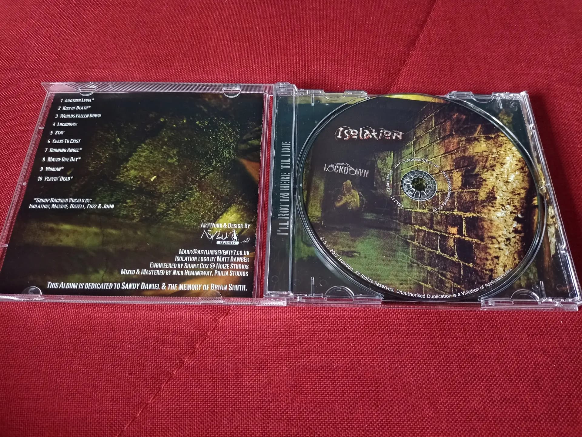 Główne zdjęcie - ISOLATION - LOCKDOWN