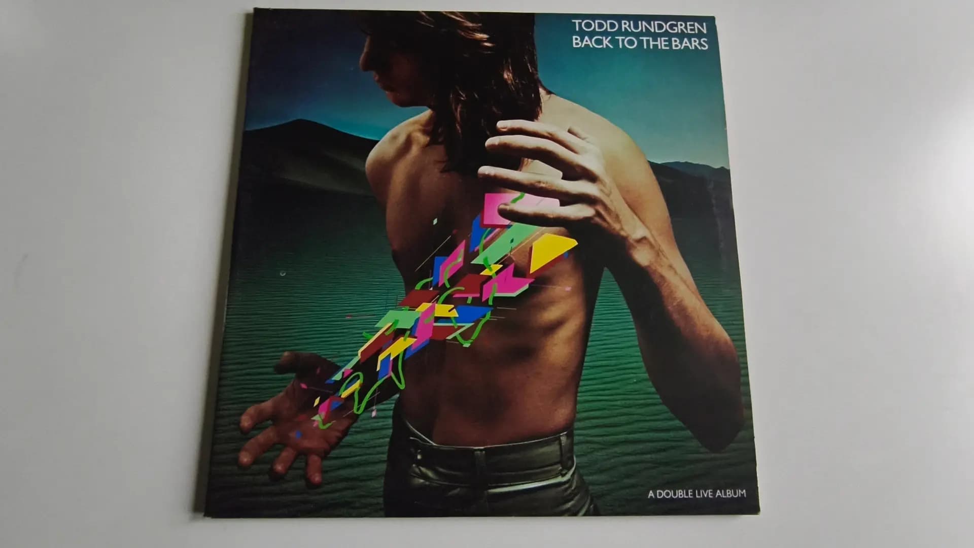 Główne zdjęcie - Todd Rundgren - Back To The Bars
