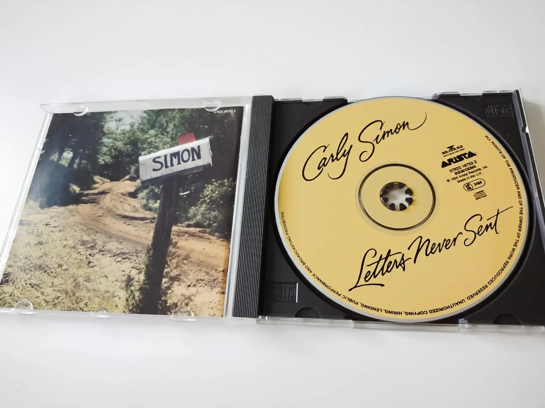 Główne zdjęcie - Carly Simon - Letters Never Sent