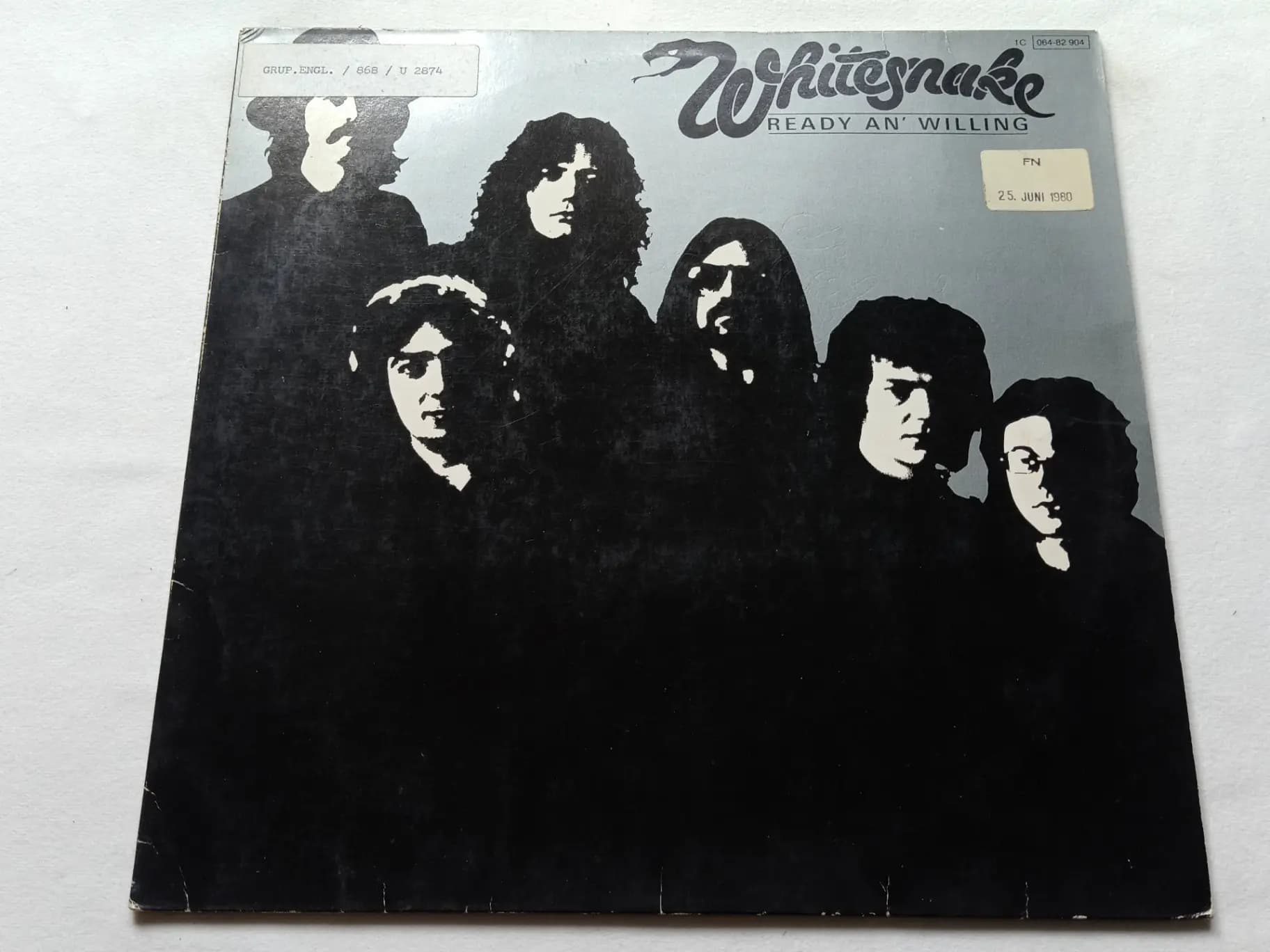 Okładka płyty Whitesnake - Ready An' Willing