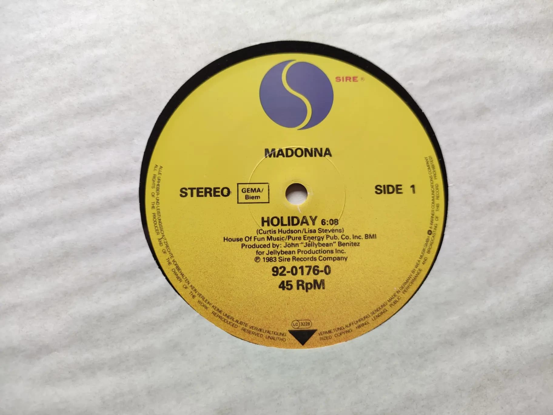 Główne zdjęcie - Madonna - Holiday