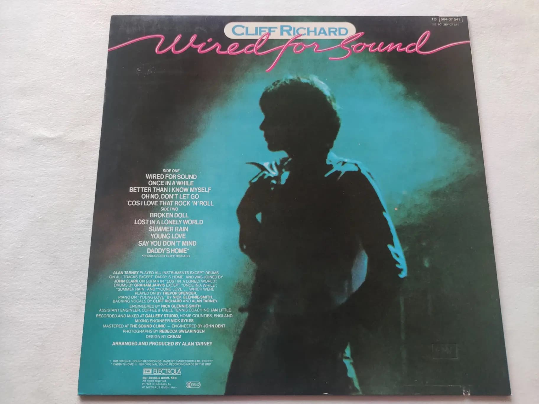 Główne zdjęcie - Cliff Richard - Wired For Sound