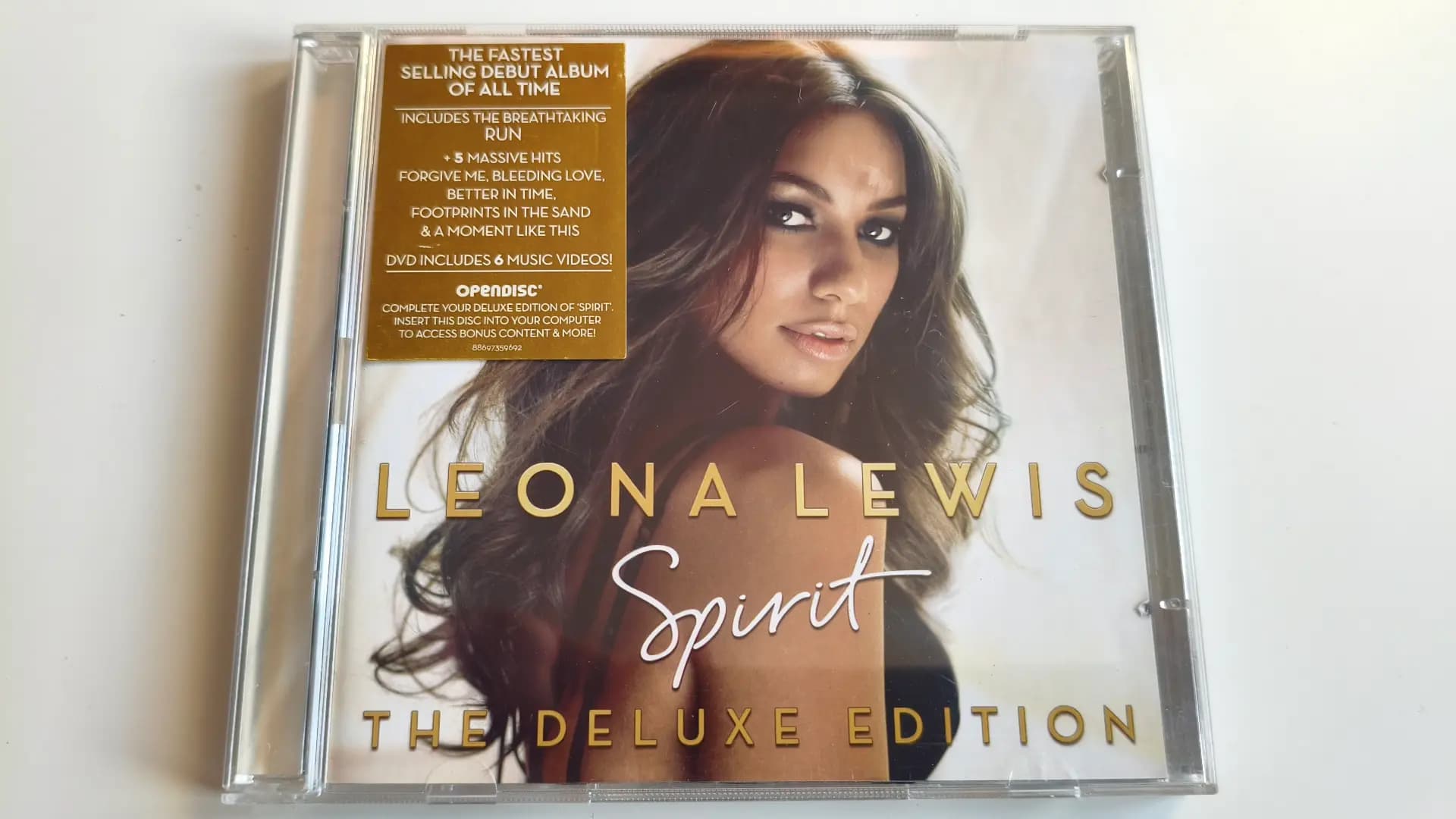 Okładka płyty Leona Lewis - Spirit