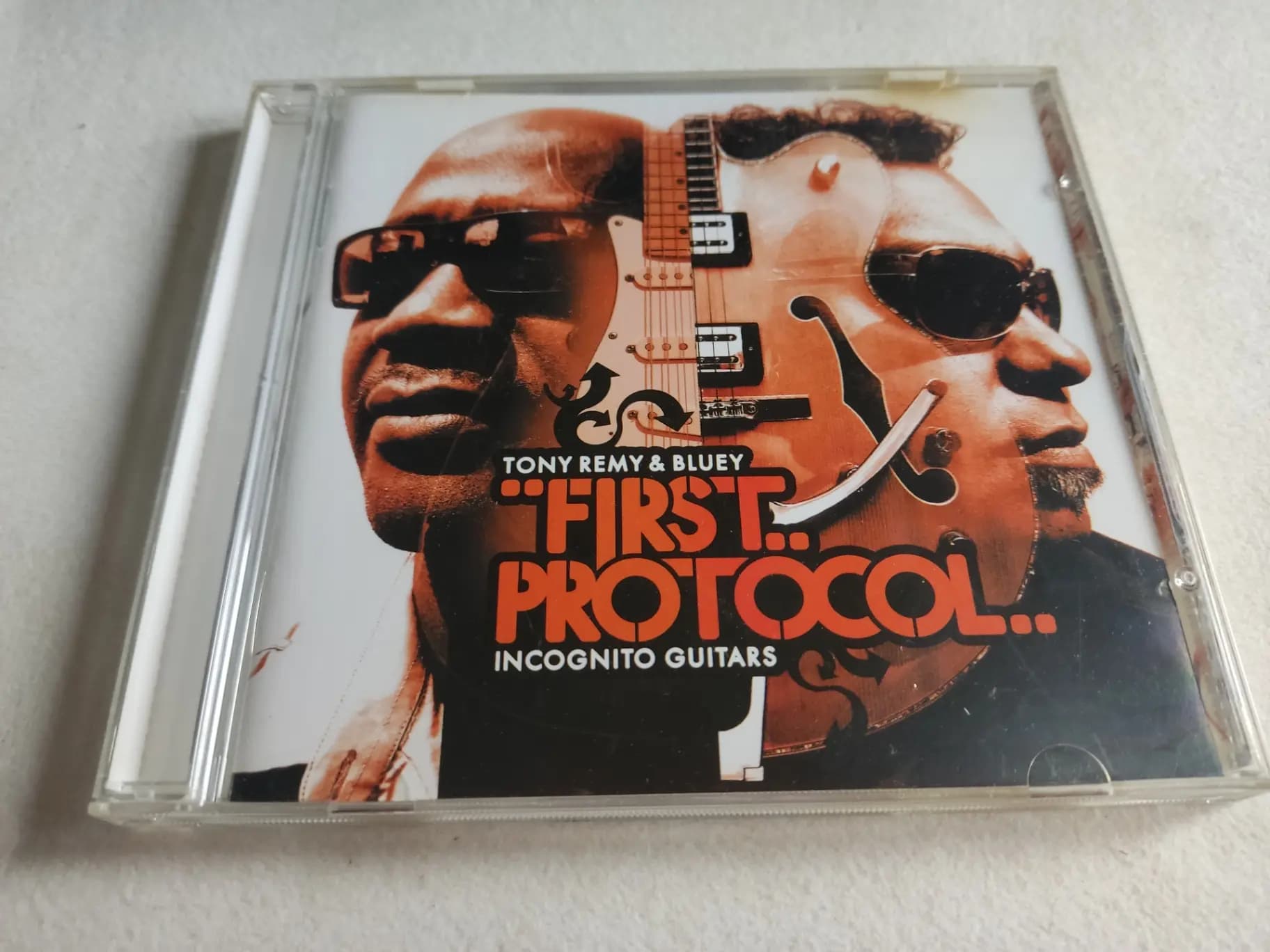 Główne zdjęcie - Tony Remy, Bluey - First Protocol: Incognito Guitars