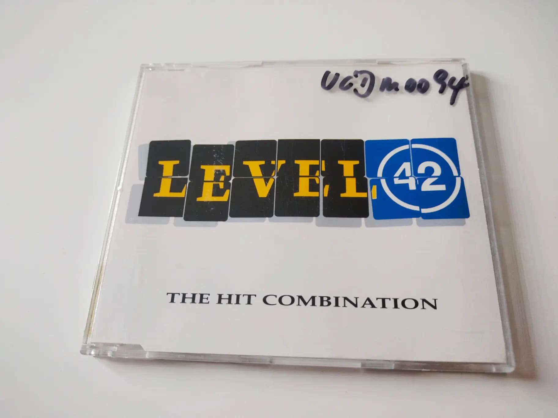 Główne zdjęcie - Level 42 - The Hit Combination