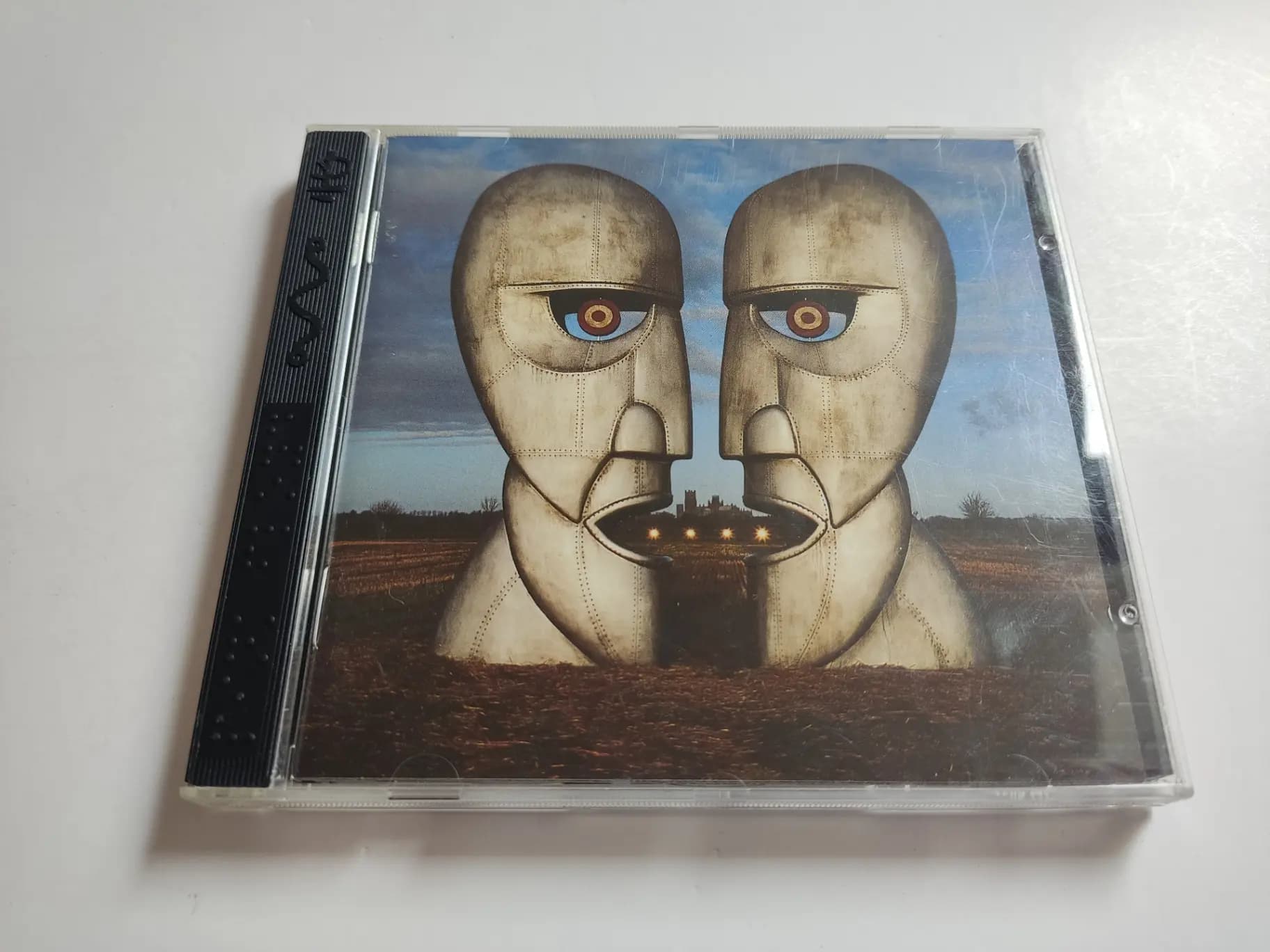Główne zdjęcie - Pink Floyd - The Division Bell