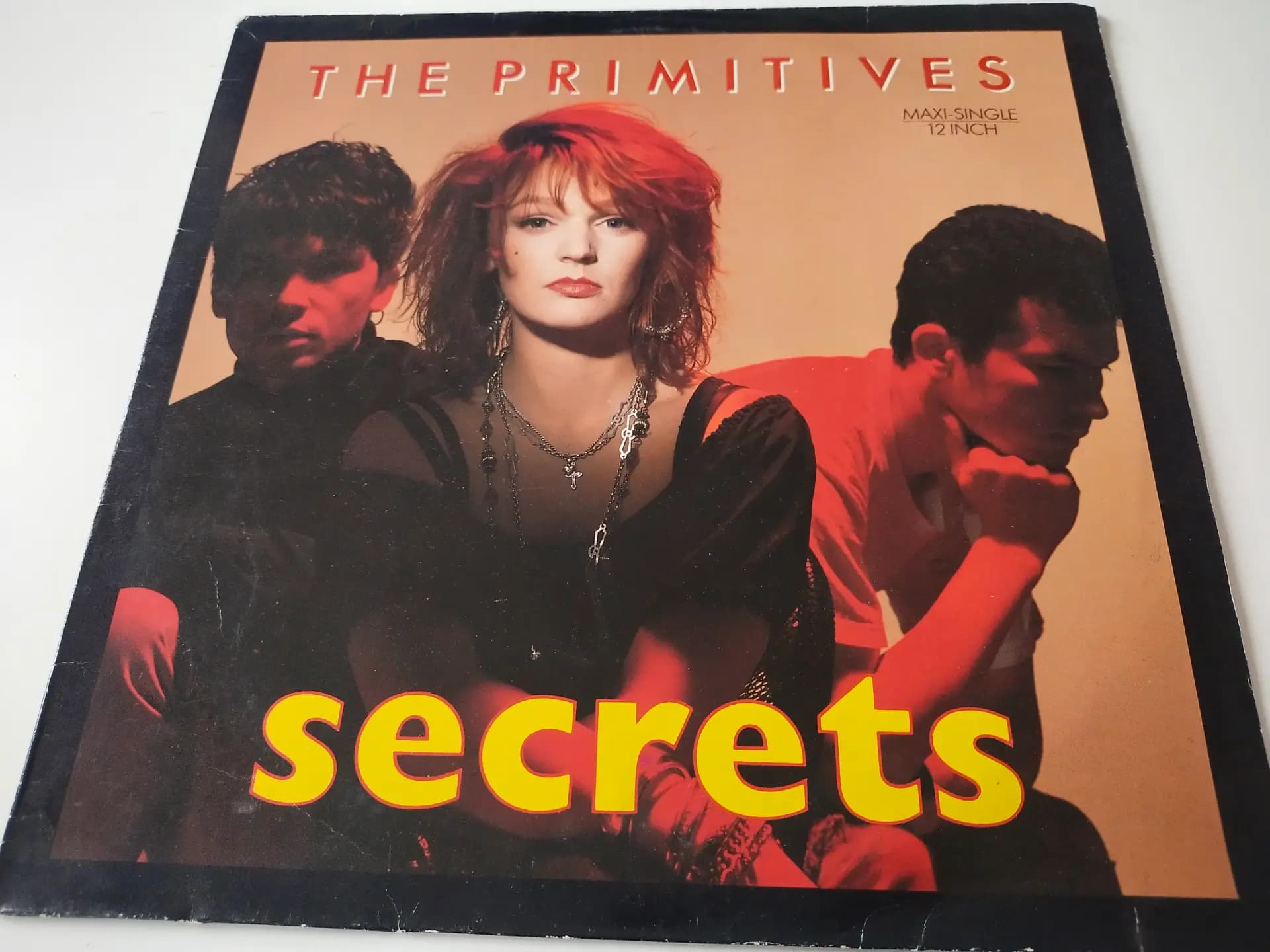 Główne zdjęcie - The Primitives - Secrets
