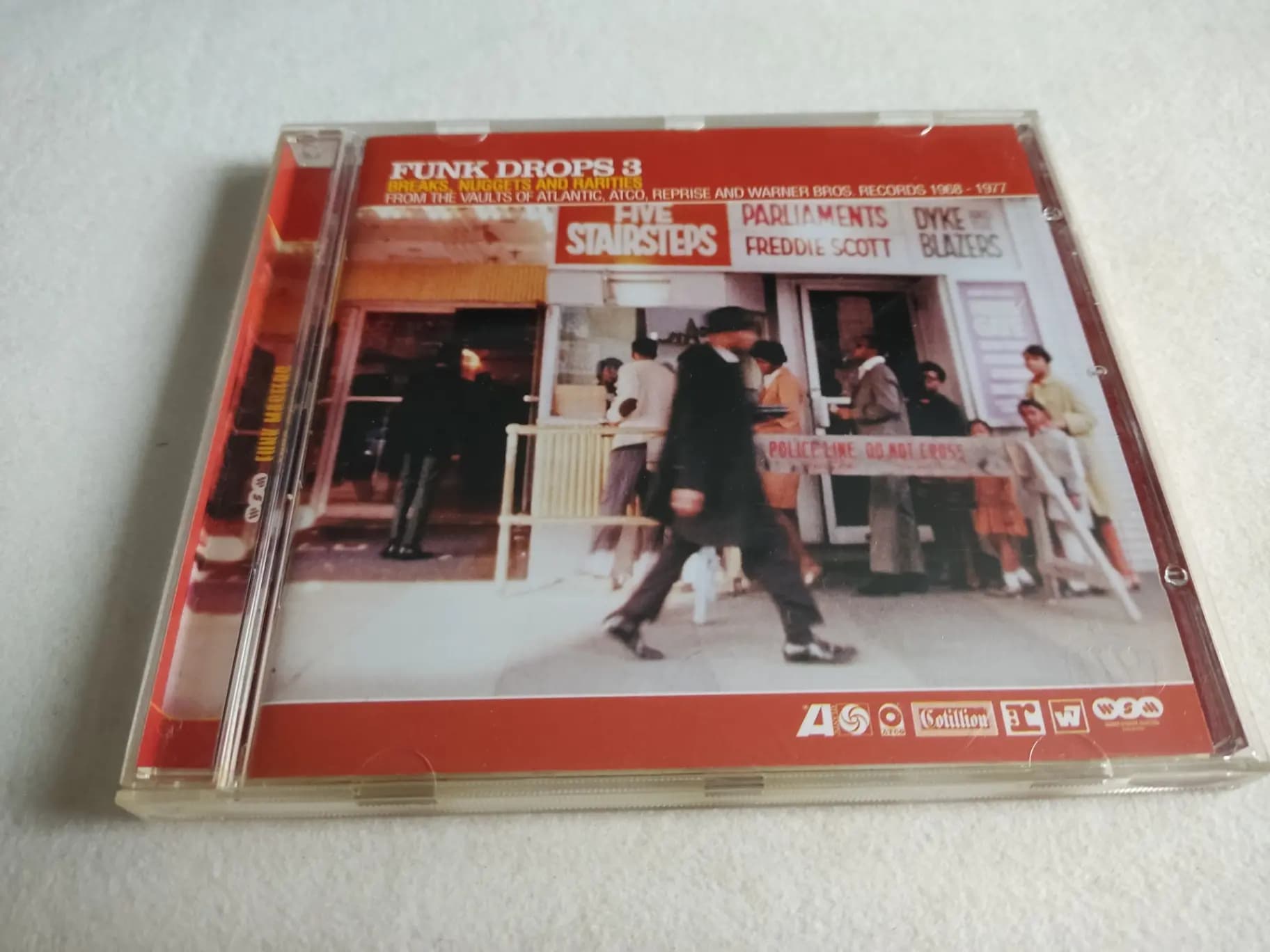 Główne zdjęcie - B. Jones, The Meters, Black Heat i inni - Funk Drops 3