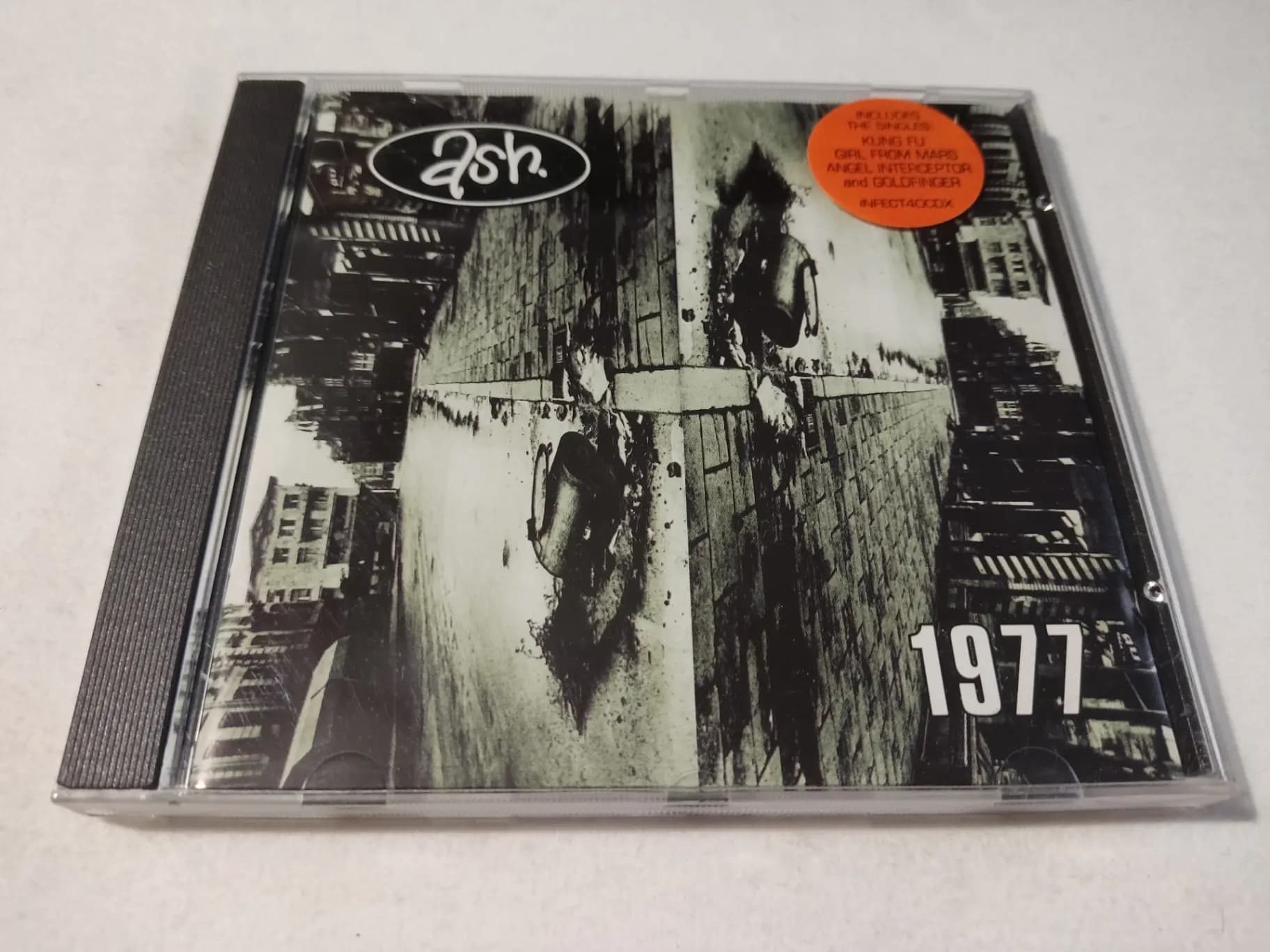 Główne zdjęcie - Ash - 1977