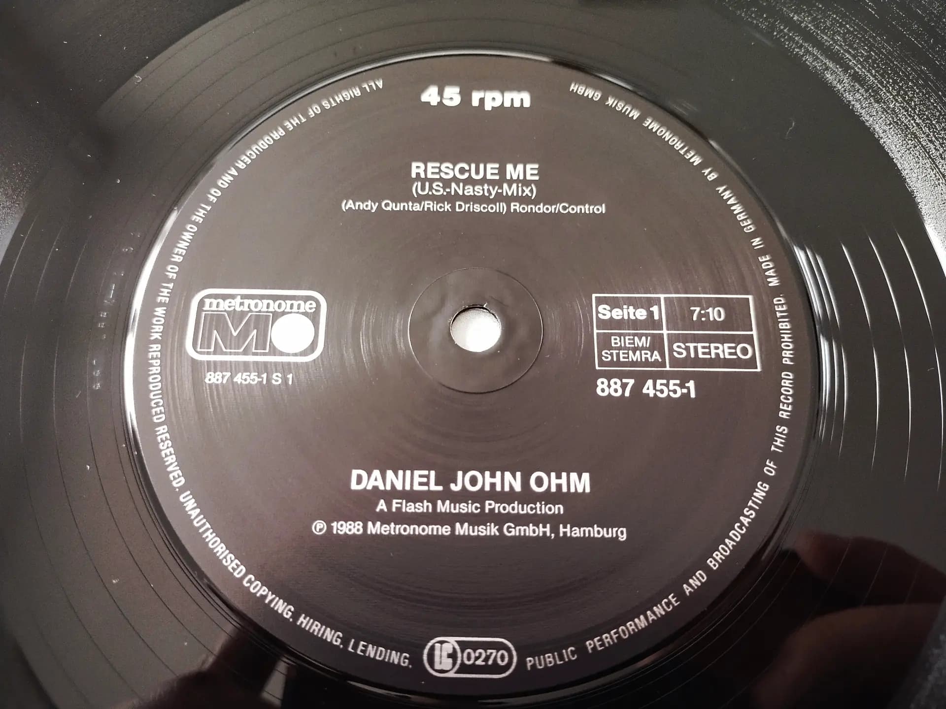 Główne zdjęcie - Daniel John Ohm - Rescue Me