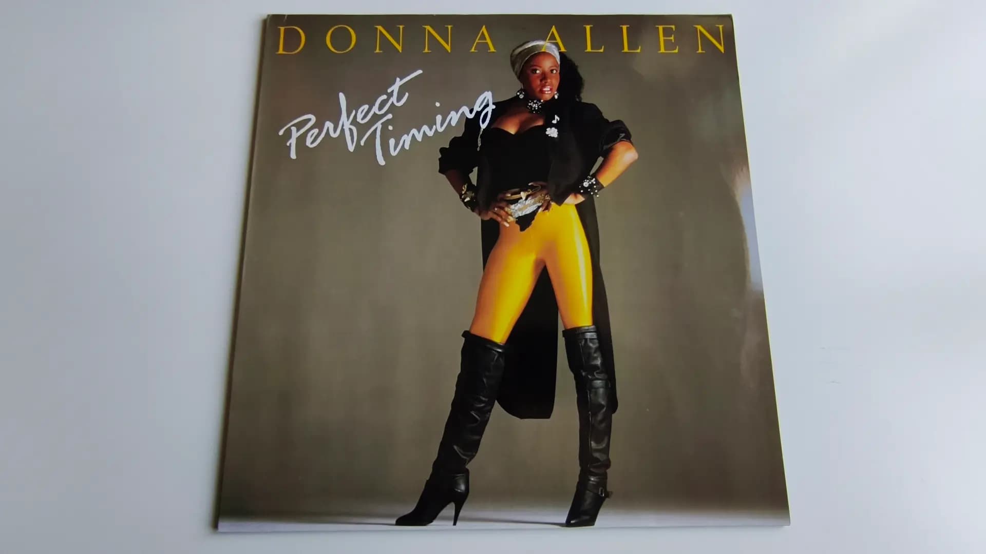 Główne zdjęcie - Donna Allen - Perfect Timing