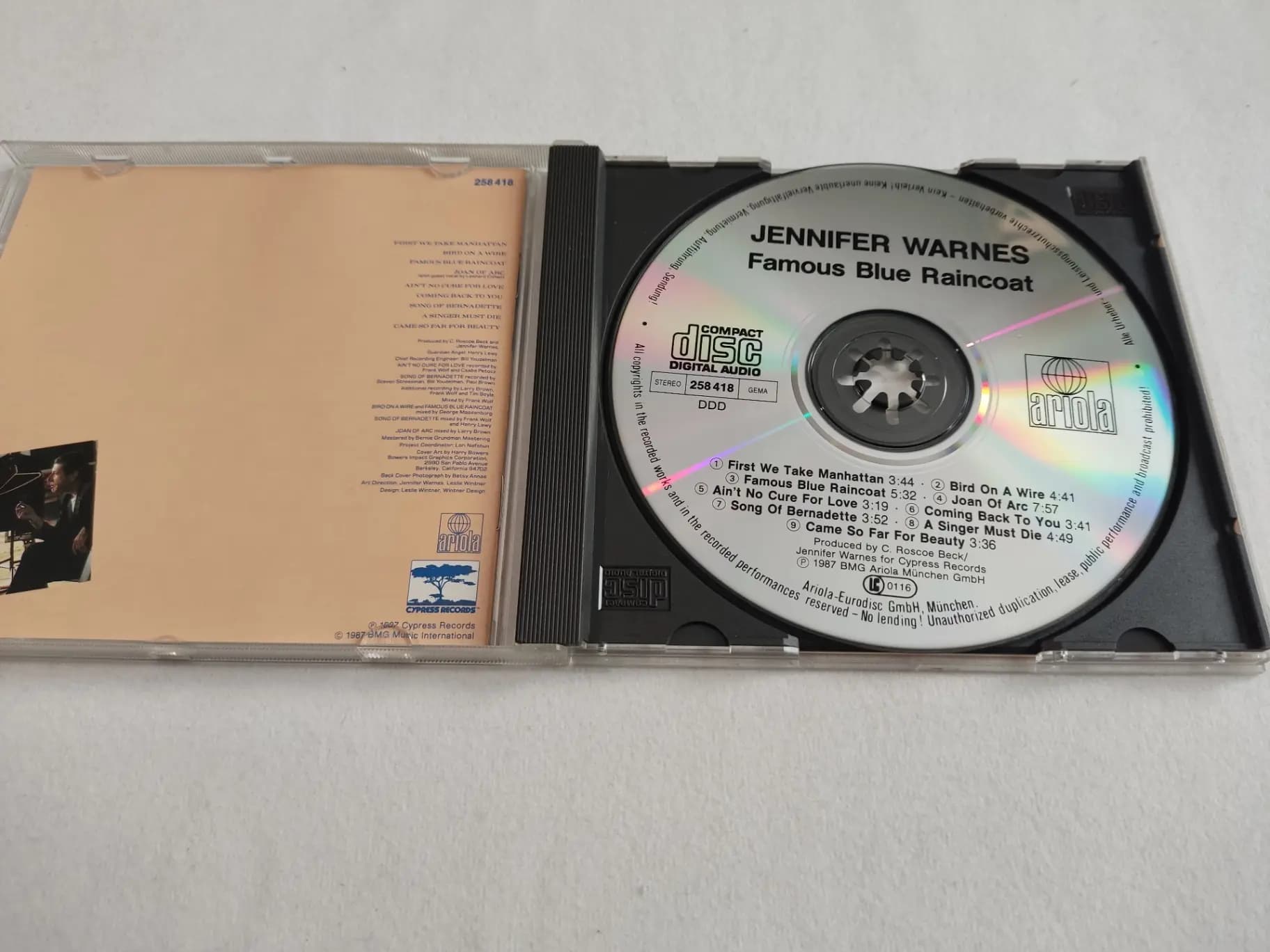 Główne zdjęcie - Jennifer Warnes - Famous Blue Raincoat (The Songs Of Leonard Cohen)