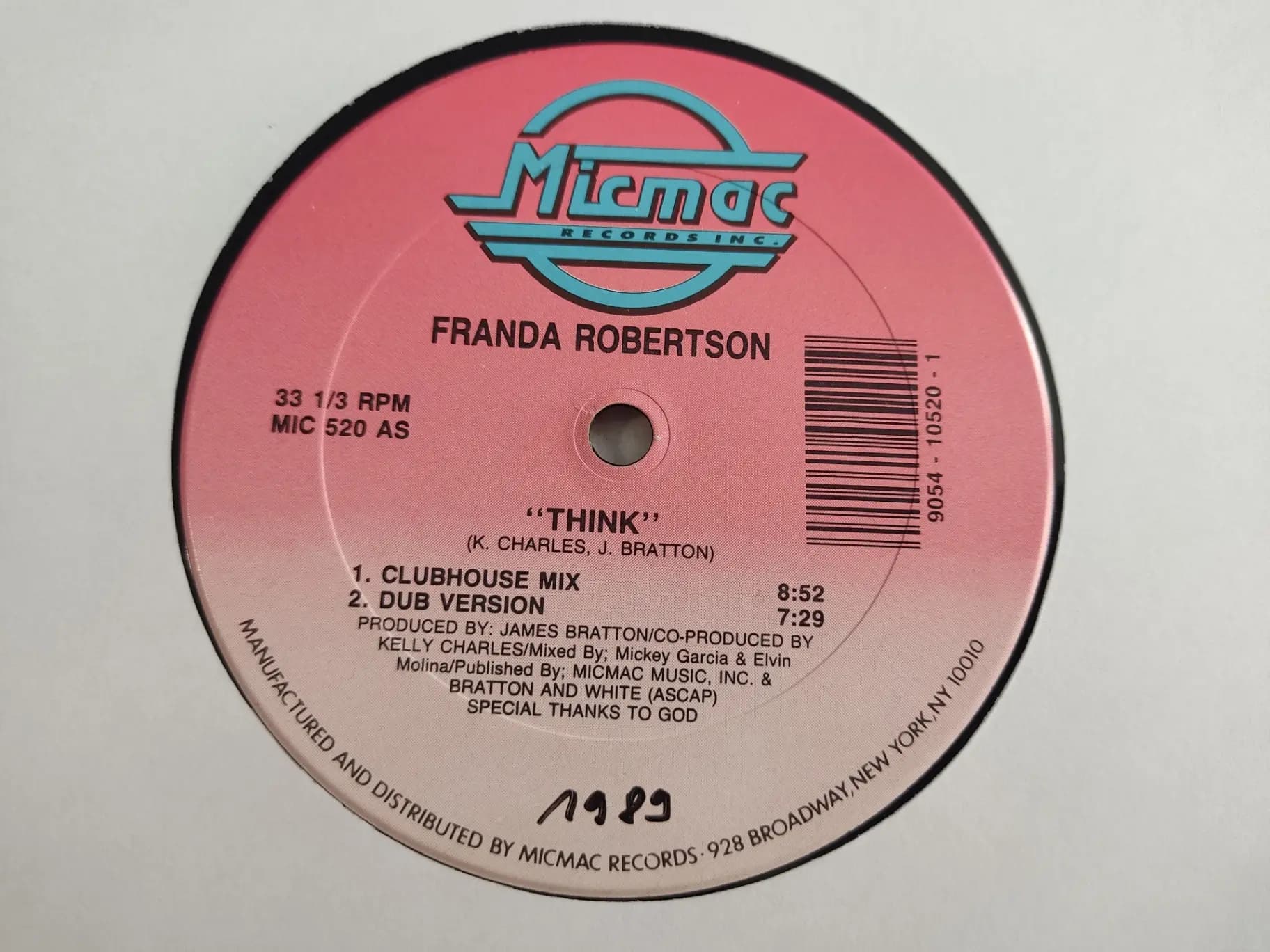 Główne zdjęcie - Franda Robertson - Think