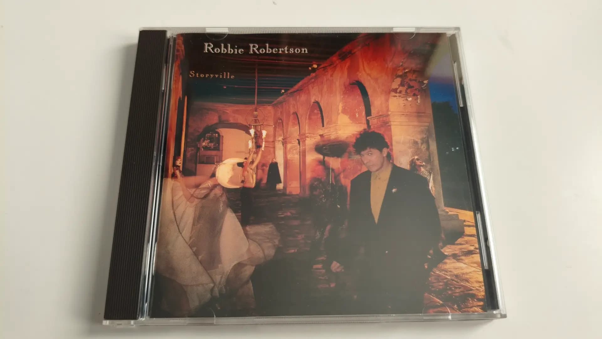 Okładka płyty Robbie Robertson - Storyville